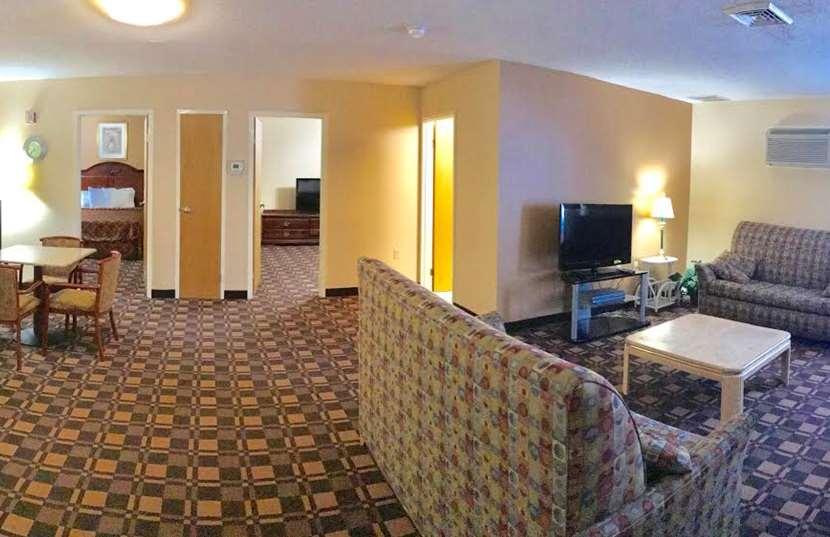 Cabot Inn & Suites Lancaster Room photo