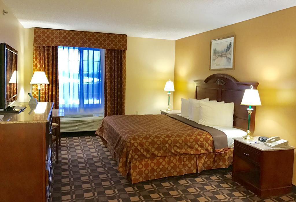 Cabot Inn & Suites Lancaster Room photo